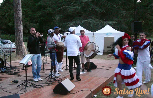 Clôture de la fête de la musique avec une Conga (musique de carnaval à Cuba)