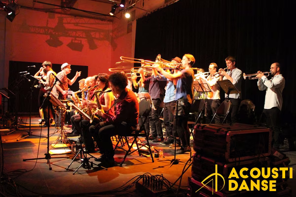 Big band Mambo Legacy dirigé par Laurent Erdos
